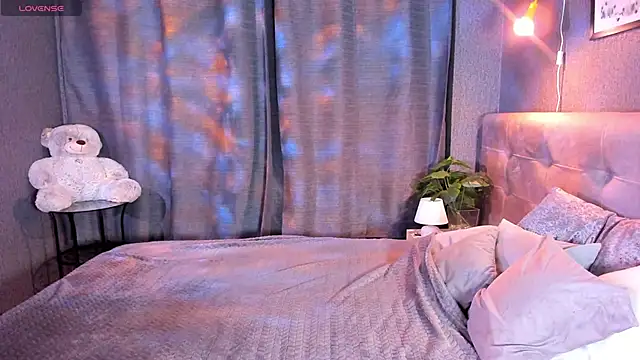 Carol  Cox online show from 29, 9, 2025