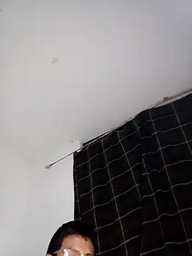 Snapshot of PequeArely chatting on 14, 1, 2025 PequeArely online show from 14, 1, 2025