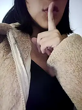 Snapshot of PequeArely chatting on 6, 2, 2025 PequeArely online show from 6, 2, 2025