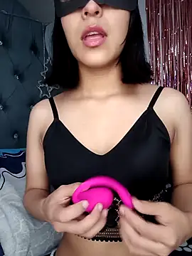 Snapshot of PequeArely chatting on 16, 2, 2025 PequeArely online show from 16, 2, 2025