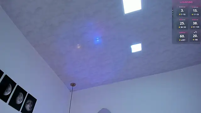 zoe rivers online show from 10, 10, 2025