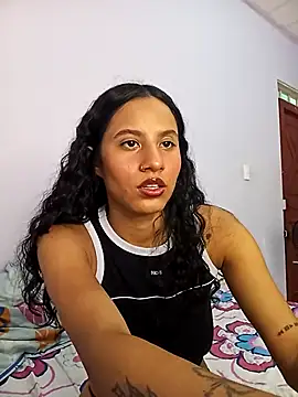 Snapshot of Karii-R chatting on 23, 2, 2025 Karii-R online show from 23, 2, 2025