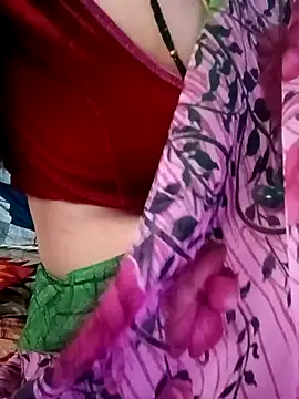 Snapshot of gunjan22 chatting on 7, 11, 2025 gunjan22 online show from 7, 11, 2025