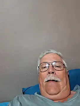 NawtyB1965 online show from 10, 10, 2025