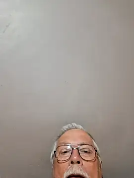 Snapshot of NawtyB1965 chatting on 4, 3, 2026 NawtyB1965 online show from 4, 3, 2026