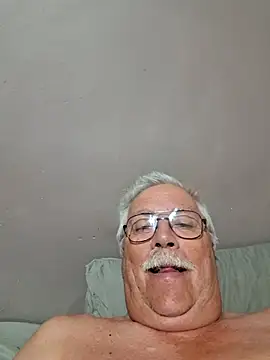 Snapshot of NawtyB1965 chatting on 18, 3, 2026 NawtyB1965 online show from 18, 3, 2026