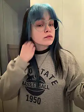 Snapshot of MaddisonHaas chatting on 28, 3, 2026 MaddisonHaas online show from 28, 3, 2026