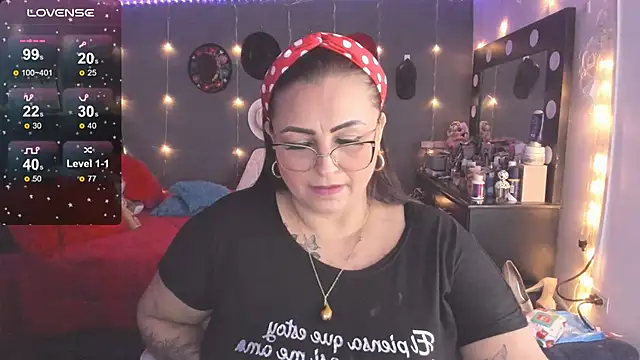 Snapshot of Ivonnee__ chatting on 26, 2, 2025 Ivonnee online show from 26, 2, 2025