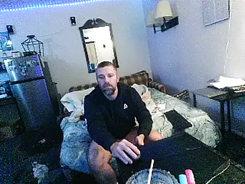 Snapshot of Cooperstone chatting on 7, 12, 2024 Cooperstone online show from 7, 12, 2024