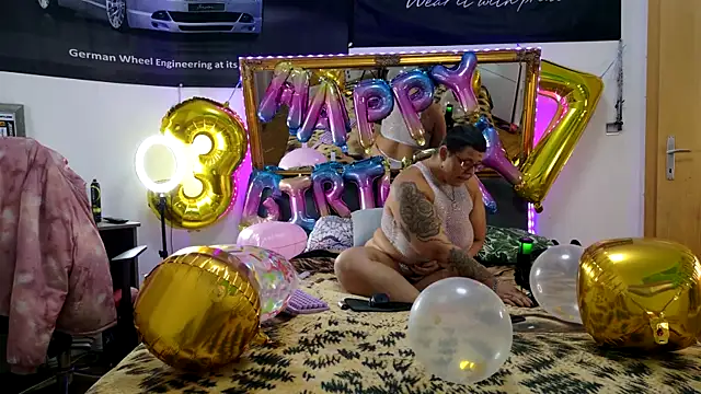 SunshineLexi online show from 28, 10, 2025