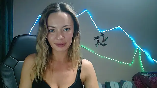 Snapshot of Daria_Spring chatting on 25, 12, 2024 Daria Spring online show from 25, 12, 2024