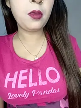 Snapshot of Shanaya_Hotty chatting on 26, 11, 2025 Shanaya Hotty online show from 26, 11, 2025