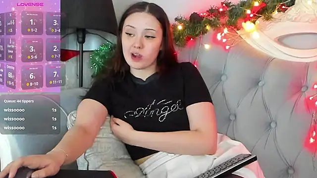 MiriaamWhite online show from 17, 1, 2025