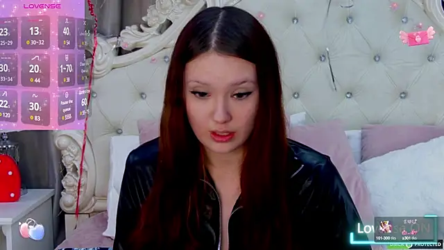MiriaamWhite online show from 28, 2, 2025
