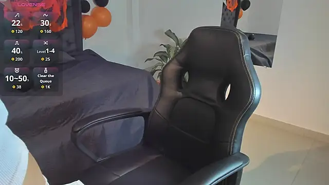  maria foxx  online show from 16, 10, 2025