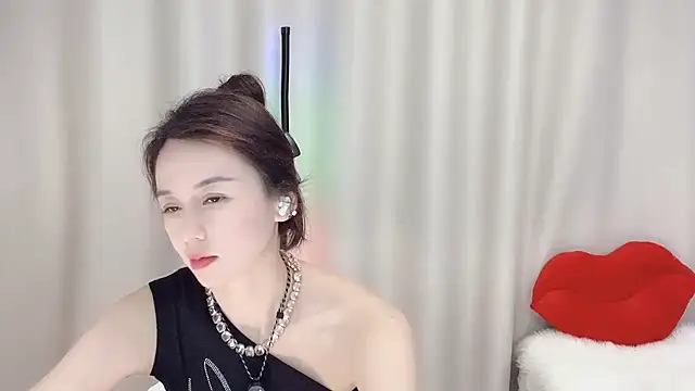 Alina-688- online show from 12, 1, 2025