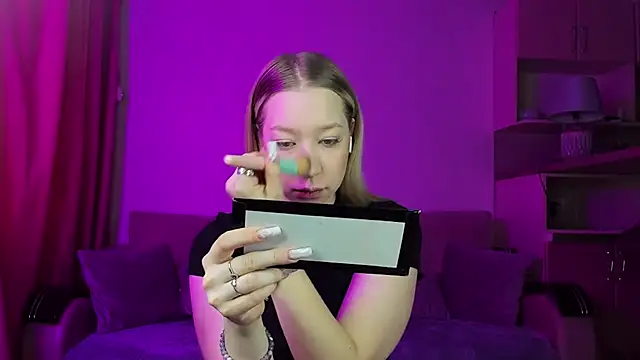 Snapshot of Annabelle_Art chatting on 11, 2, 2025 Annabelle Art online show from 11, 2, 2025