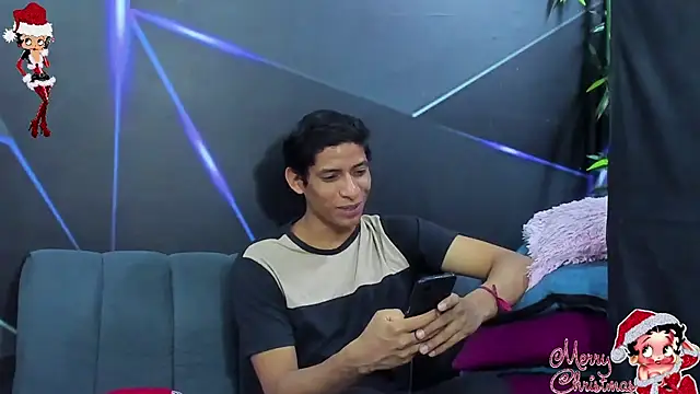 Snapshot of playsgirlhot chatting on 14, 11, 2025 playsgirlhot online show from 14, 11, 2025