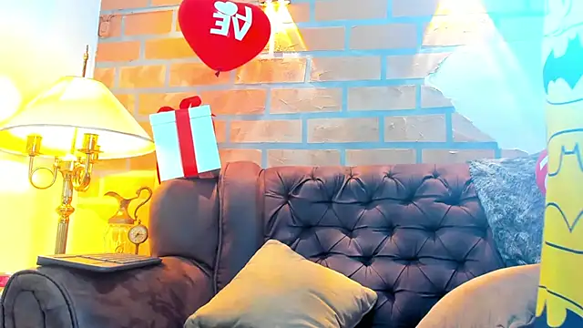 Snapshot of Dylanstonne chatting on 7, 2, 2025 Dylanstonne online show from 7, 2, 2025