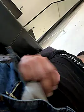 Snapshot of joselo8888 chatting on 2, 11, 2025 joselo8888 online show from 2, 11, 2025