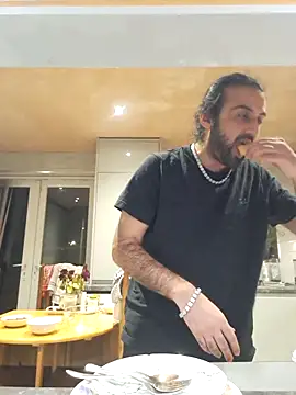 rampartzz online show from 6, 3, 2025