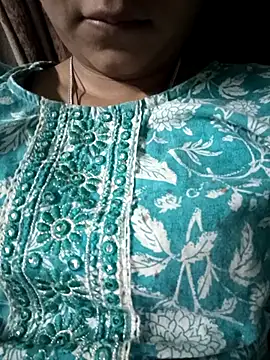 NishaSharma00 online show from 26, 11, 2025