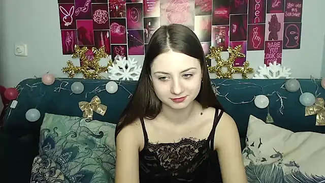 Snapshot of MilanaRoza chatting on 26, 12, 2024 MilanaRoza online show from 26, 12, 2024