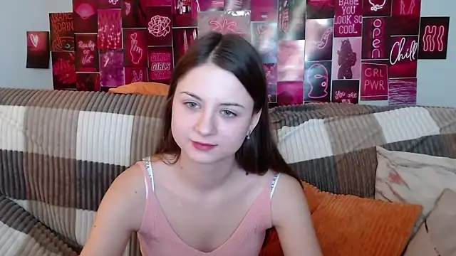Snapshot of MilanaRoza chatting on 25, 1, 2025 MilanaRoza online show from 25, 1, 2025