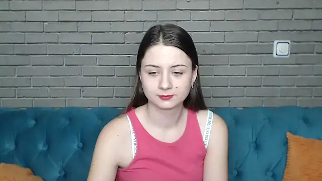 Snapshot of MilanaRoza chatting on 3, 2, 2025 MilanaRoza online show from 3, 2, 2025