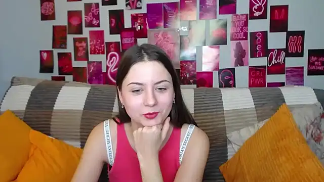 Snapshot of MilanaRoza chatting on 7, 2, 2025 MilanaRoza online show from 7, 2, 2025