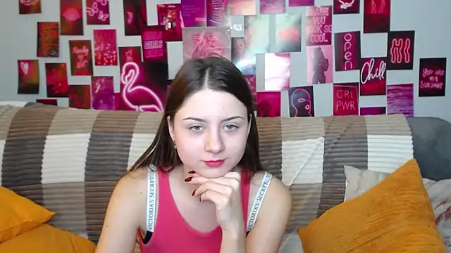 Snapshot of MilanaRoza chatting on 9, 2, 2025 MilanaRoza online show from 9, 2, 2025