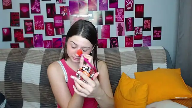 Snapshot of MilanaRoza chatting on 1, 3, 2025 MilanaRoza online show from 1, 3, 2025