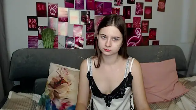 Snapshot of MilanaRoza chatting on 26, 9, 2025 MilanaRoza online show from 26, 9, 2025