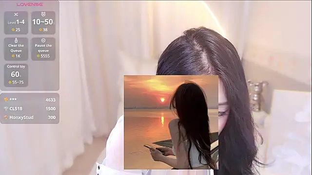 Snapshot of xiaoxiaoguaibao chatting on 14, 12, 2024 xiaoxiaoguaibao online show from 14, 12, 2024