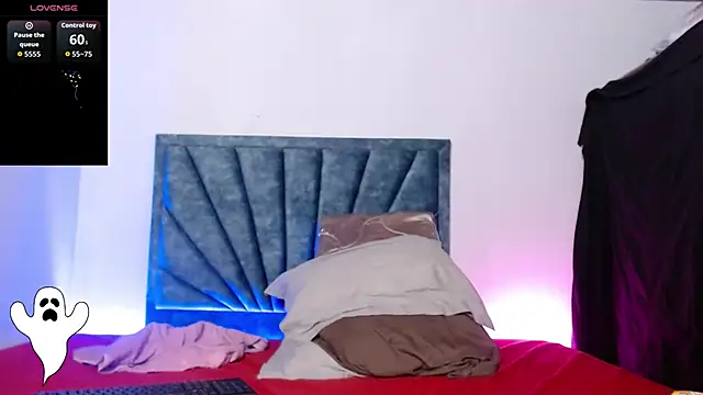 aliciarobinsXXX online show from 9, 10, 2025