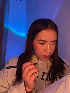 Im Valen Cute online show from 26, 10, 2025