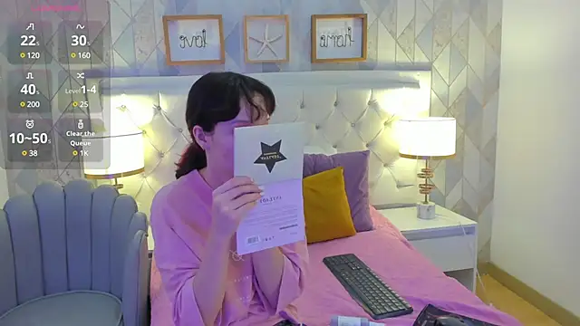 Snapshot of Nastya_Fantasy chatting on 8, 1, 2025 Nastya Fantasy online show from 8, 1, 2025