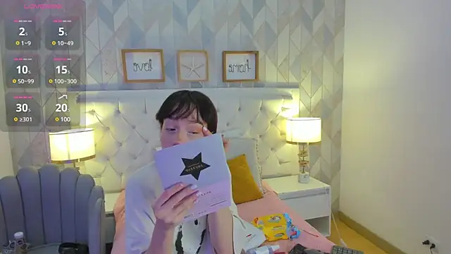 Snapshot of Nastya_Fantasy chatting on 9, 1, 2025 Nastya Fantasy online show from 9, 1, 2025