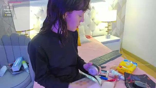 Snapshot of Nastya_Fantasy chatting on 11, 1, 2025 Nastya Fantasy online show from 11, 1, 2025