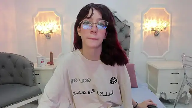 Snapshot of Nastya_Fantasy chatting on 25, 2, 2025 Nastya Fantasy online show from 25, 2, 2025