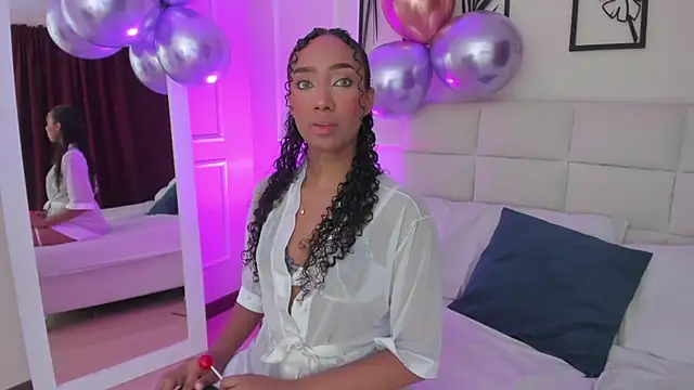 Amber  Sanchez online show from 18, 1, 2025