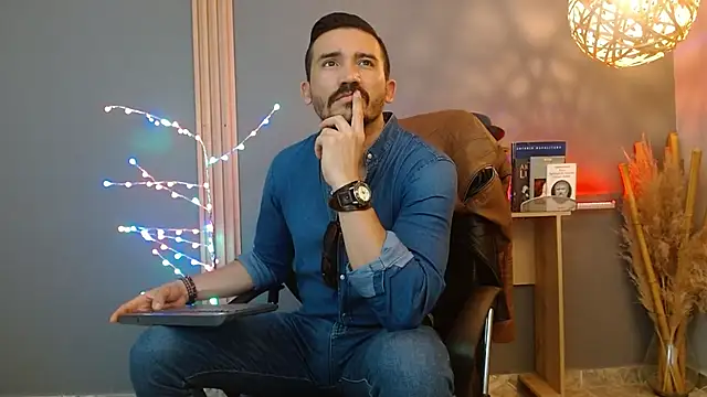 Reiko 85  online show from 5, 3, 2026