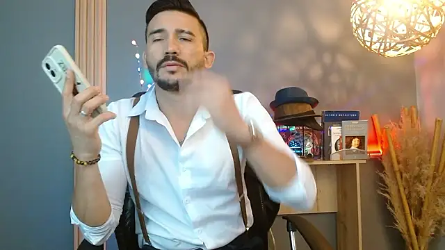 Reiko 85  online show from 18, 3, 2026