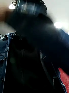 Snapshot of alexander32r chatting on 19, 9, 2025 alexander32r online show from 19, 9, 2025