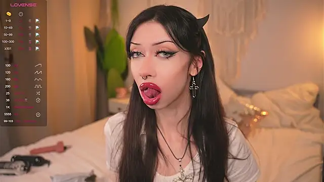 Devilsss toy online show from 24, 10, 2025