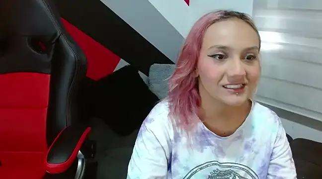 Snapshot of Alterego1__ chatting on 6, 1, 2025 Alterego1 online show from 6, 1, 2025