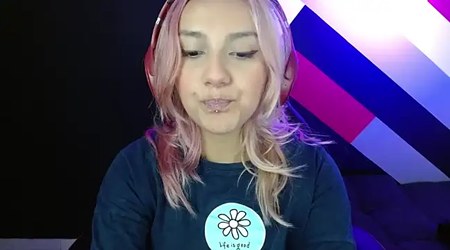 Snapshot of Alterego1__ chatting on 11, 1, 2025 Alterego1 online show from 11, 1, 2025