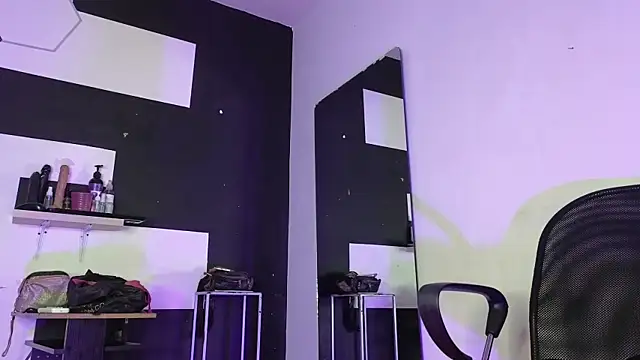 haileycat online show from 15, 10, 2025