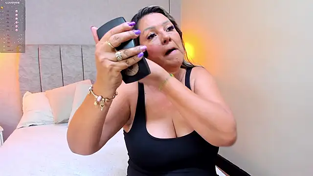 tutu milf online show from 27, 1, 2025