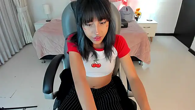 Kitty Pam online show from 13, 2, 2025